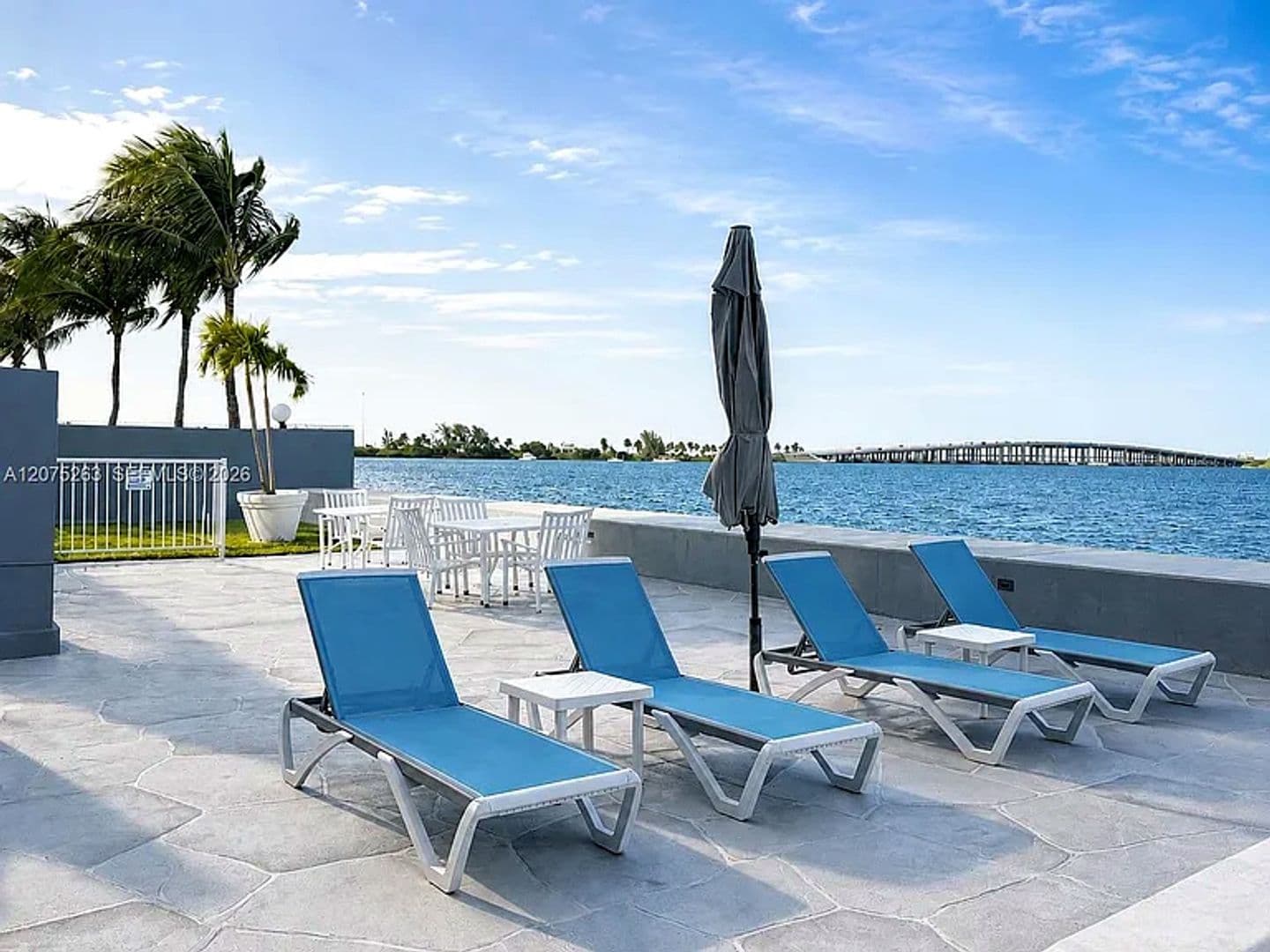 Miami Apartment: 555 NE 30 ST