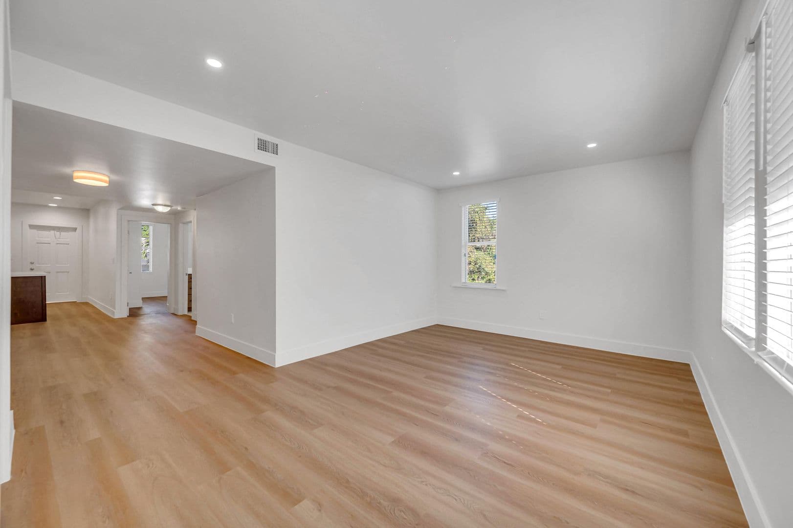 Miami Apartment: 893 NE 81 Street