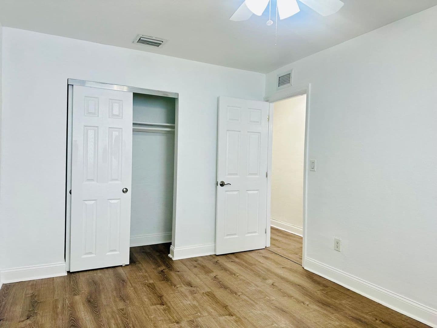 Miami Apartment: 43 Glen Royal Parkway