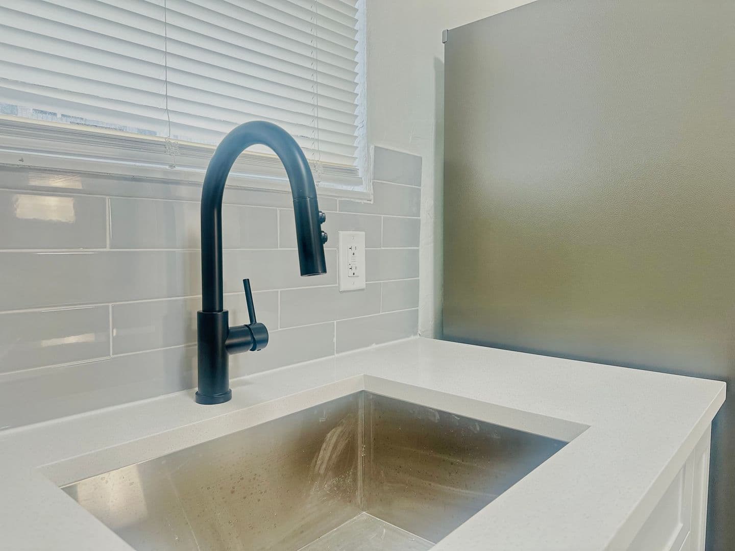 Miami Apartment: 1545 NW 8th Avenue