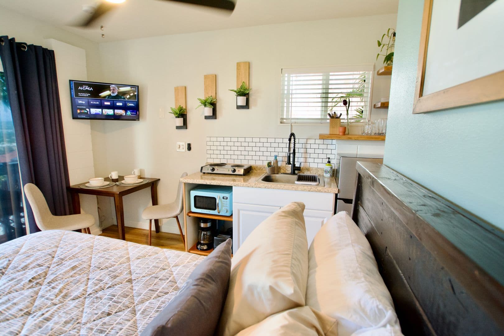 Honolulu House: 1303 Wanaka St.