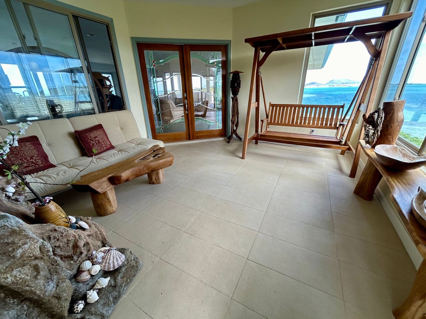 Kaneohe House: 45-002 Lilipuna Rd
