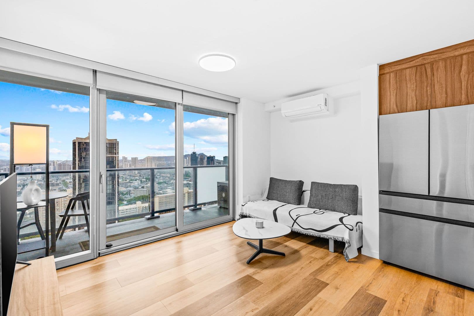 Honolulu Condo: 1515 Liona St. #3307