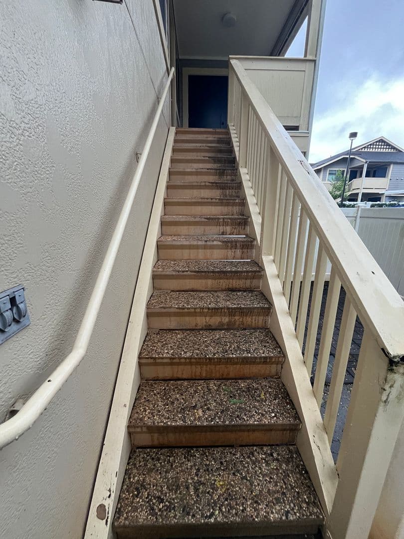 Mililani Townhome: 95-1008 Ukuwai St.