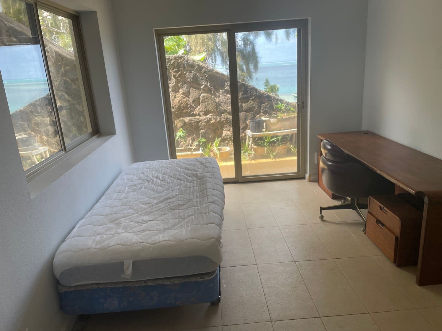 Kaneohe House: 45-002 Lilipuna Rd
