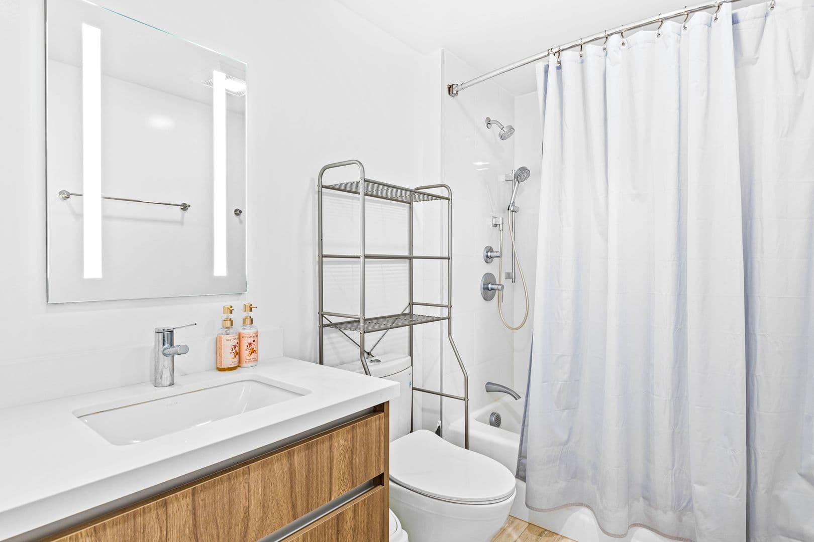 Honolulu Condo: 1515 Liona St. #3307