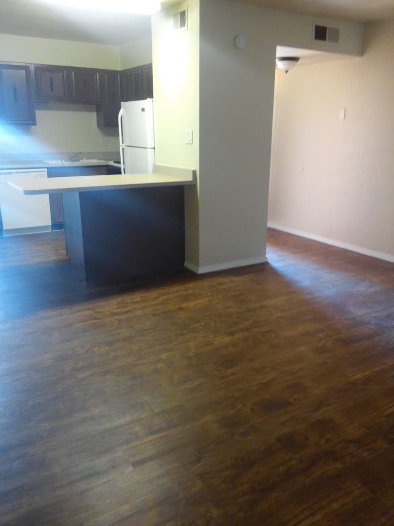 Las Cruces Apartment: 825 S. Telshor Blvd.