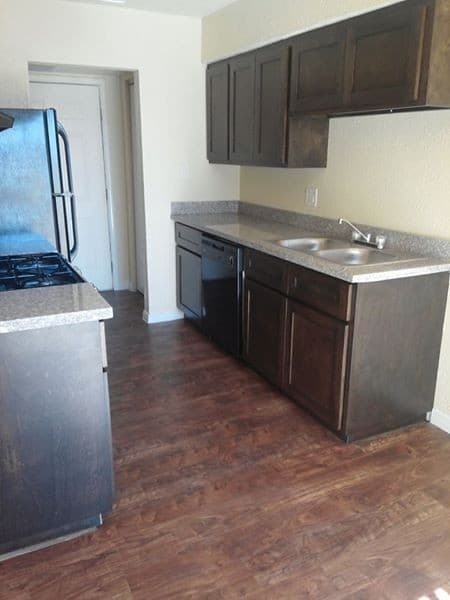 Las Cruces Apartment: 825 S. Telshor Blvd.