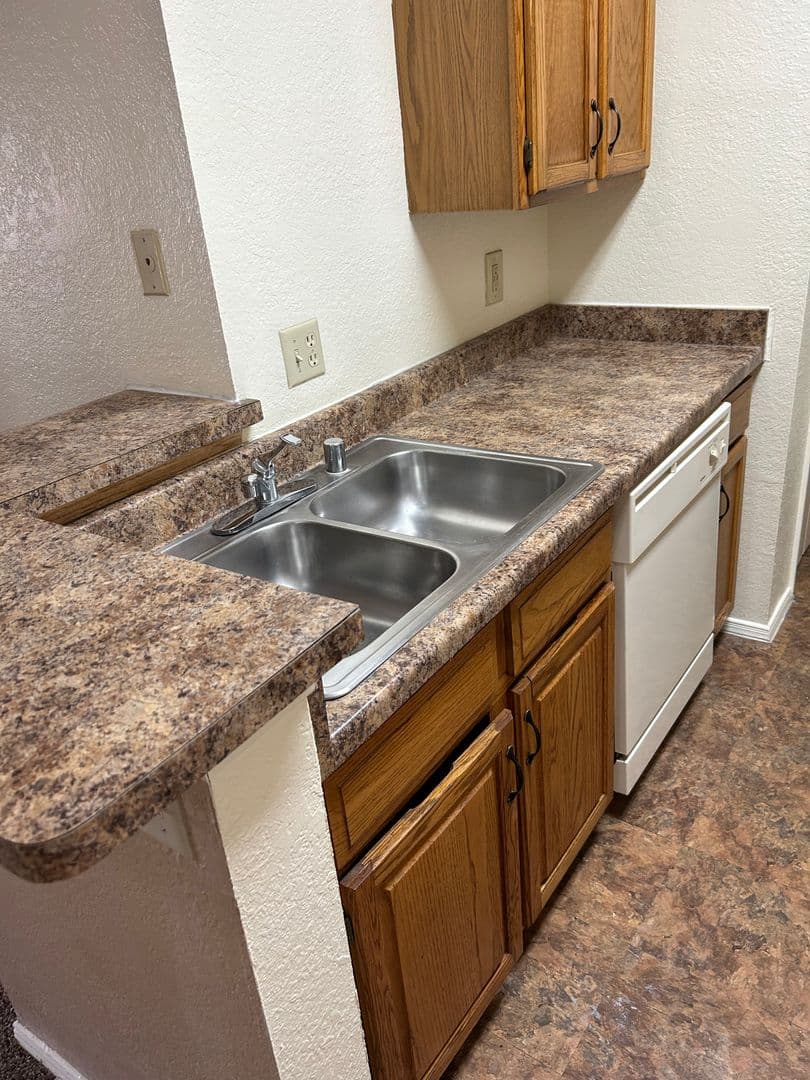 Las Cruces Apartment: 3000 Majestic Ridge