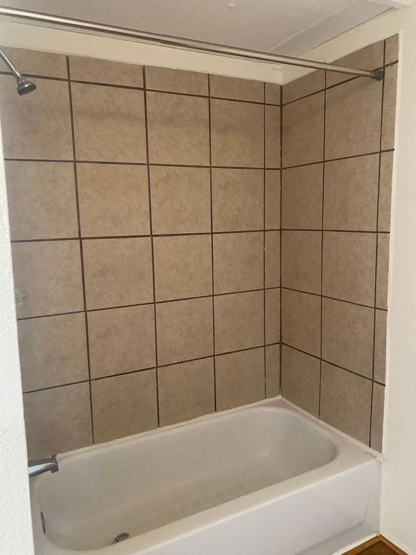 Las Cruces Apartment: 3200 Del Rey Blvd.