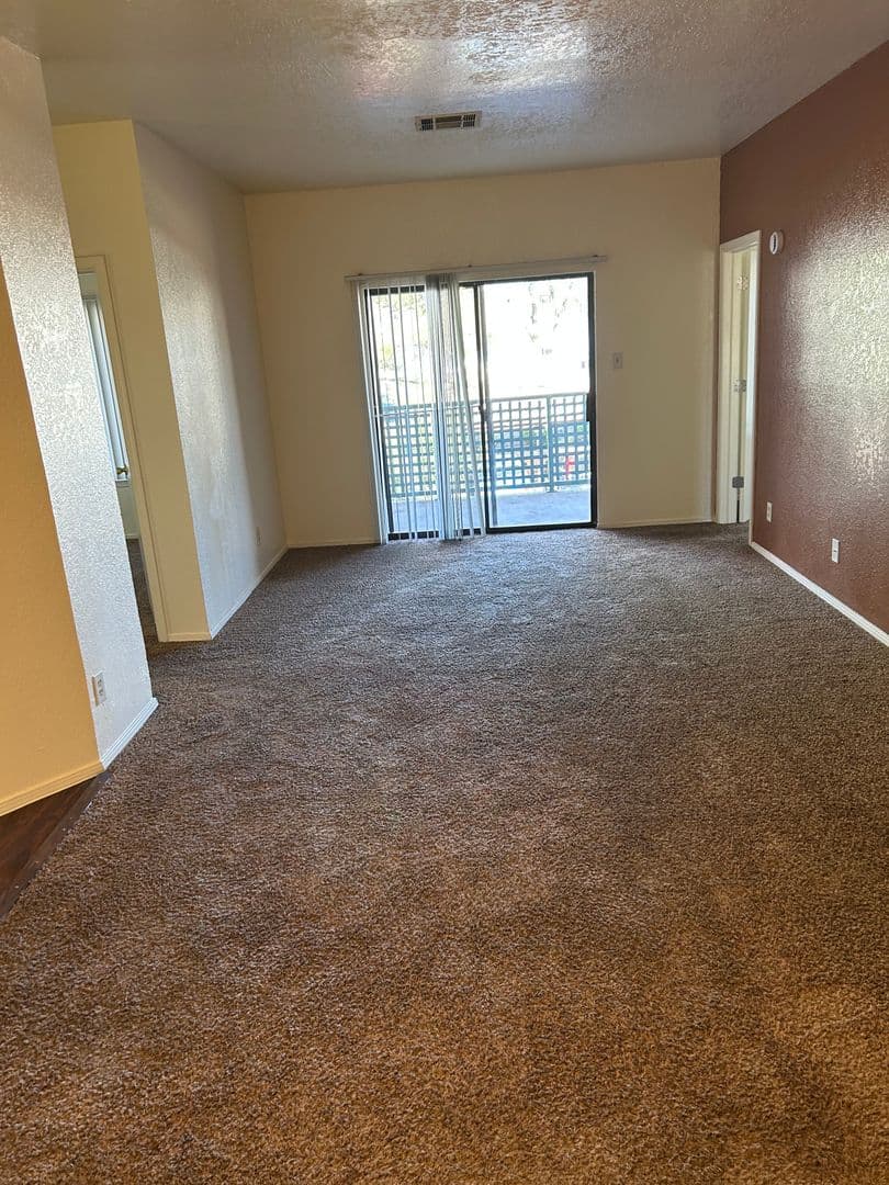 Las Cruces Apartment: 3000 Majestic Ridge