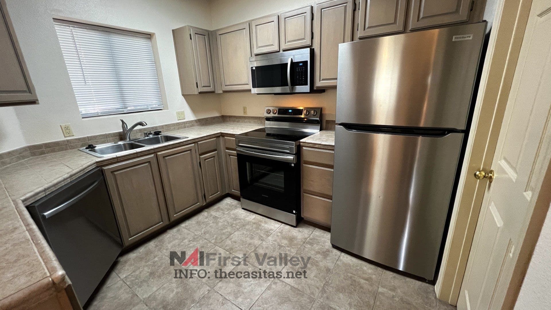 LAS CRUCES Condo: 3650 Morningstar Dr