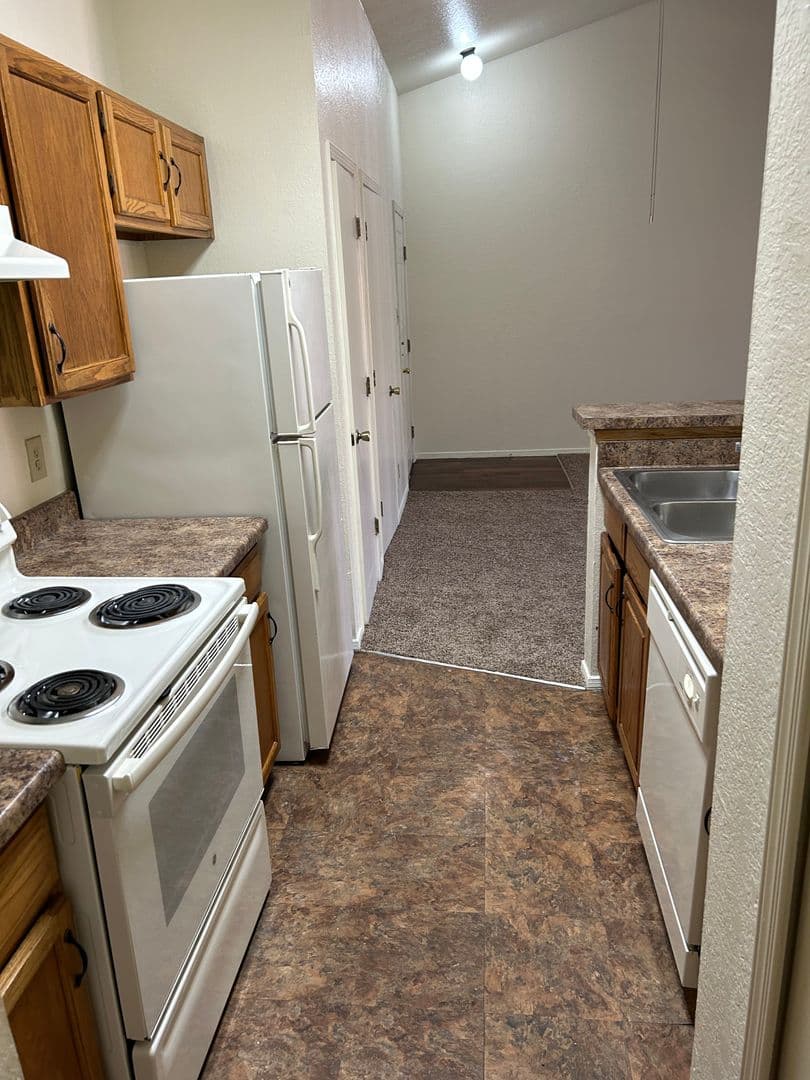 Las Cruces Apartment: 3000 Majestic Ridge