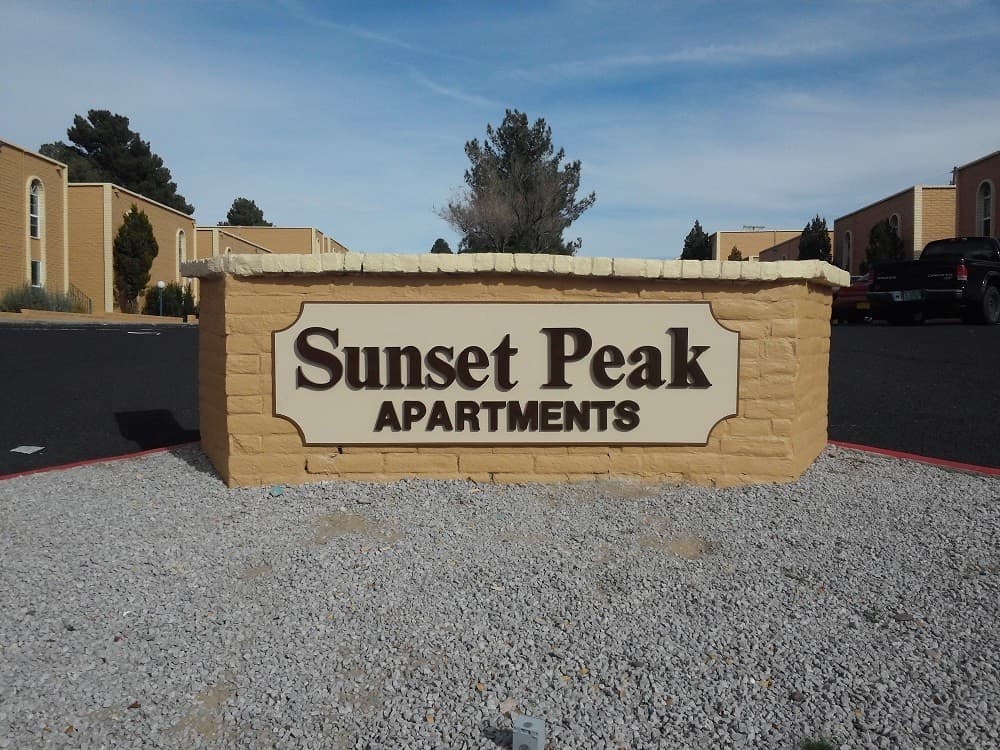Las Cruces Apartment: 825 S. Telshor Blvd.