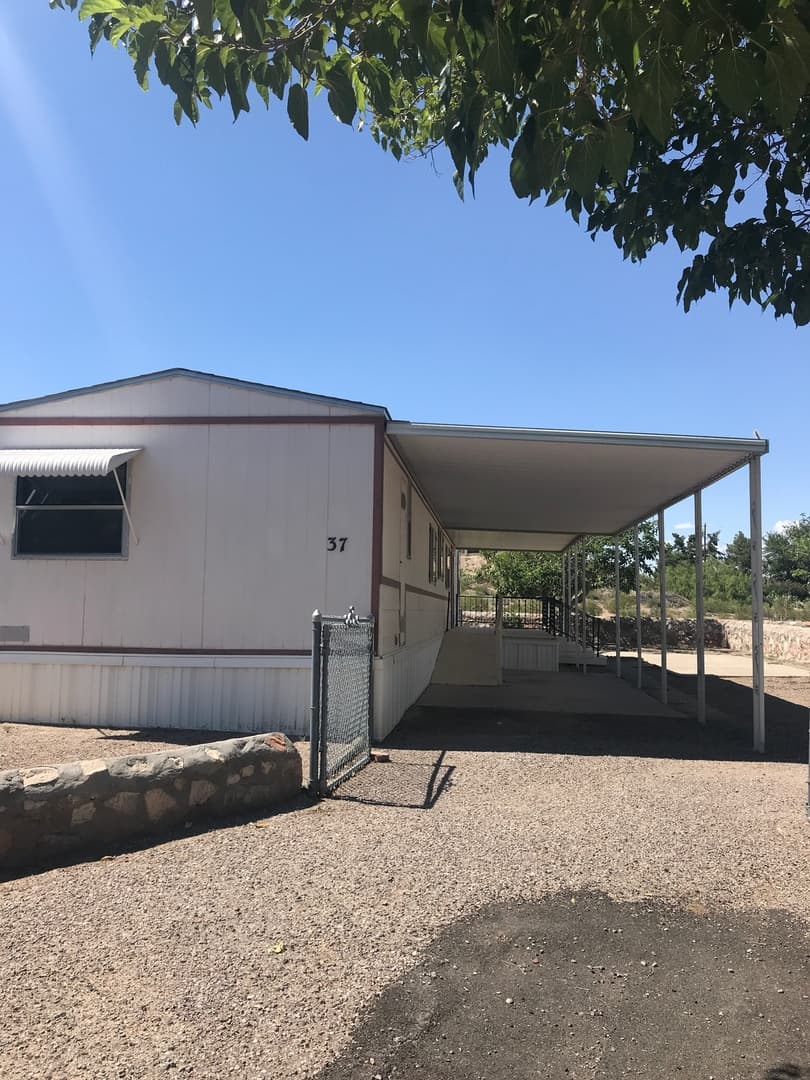 Las Cruces Apartment: 5300 Vista Real Drive
