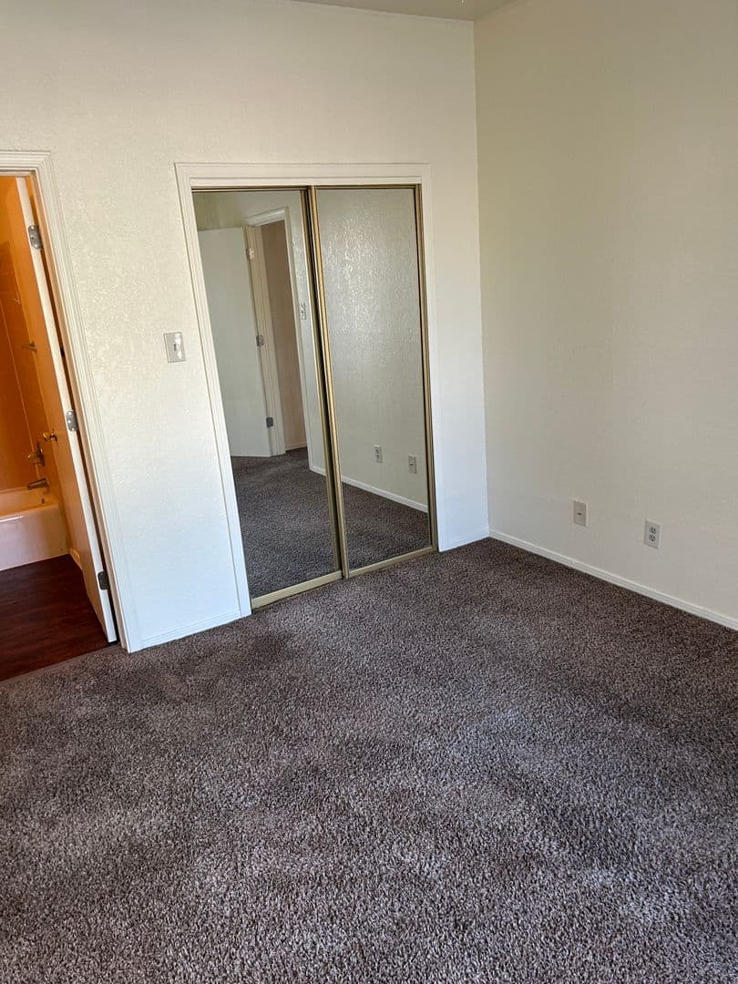 Las Cruces Apartment: 3000 Majestic Ridge