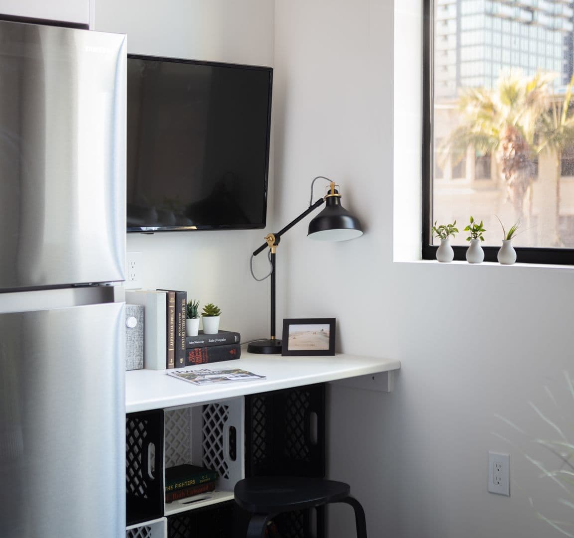 San Diego Apartment: 454 13th St