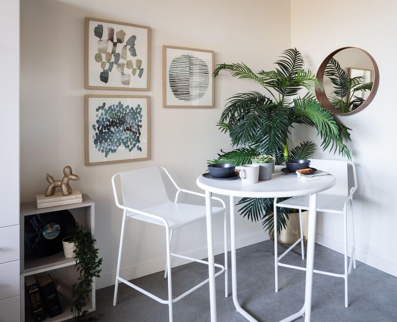 San Diego Apartment: 454 13th St