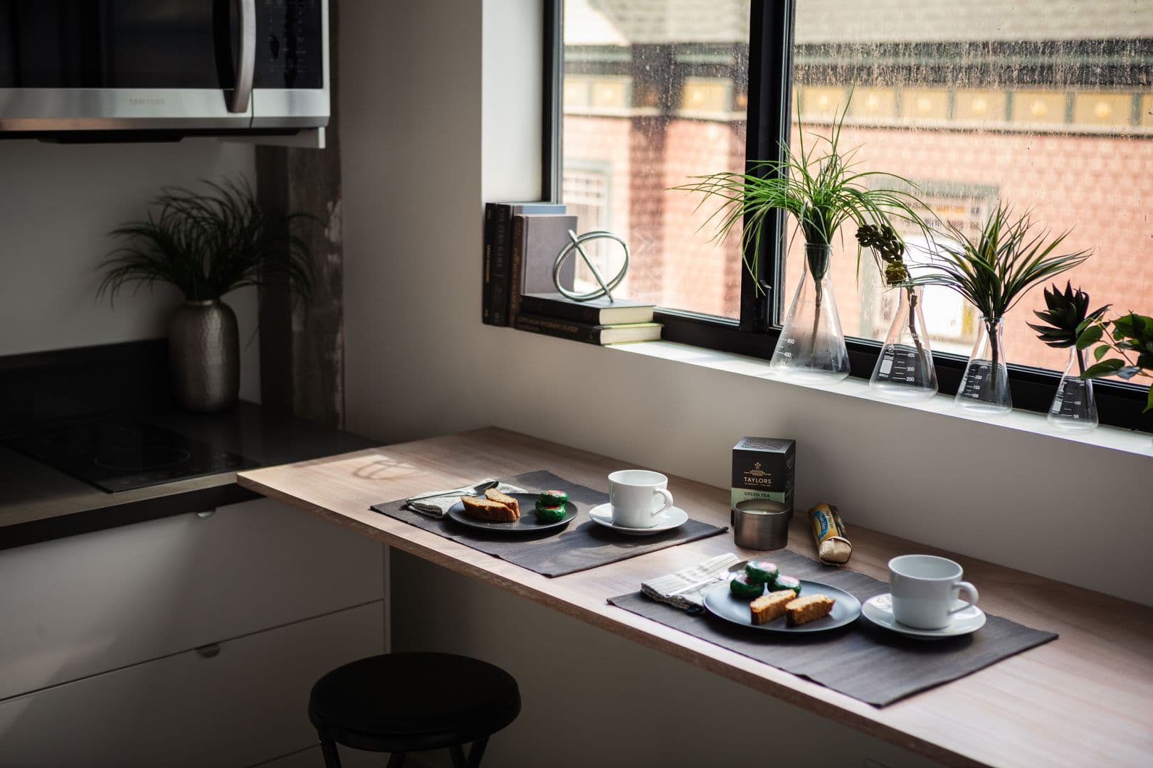 San Diego Apartment: 454 13th St