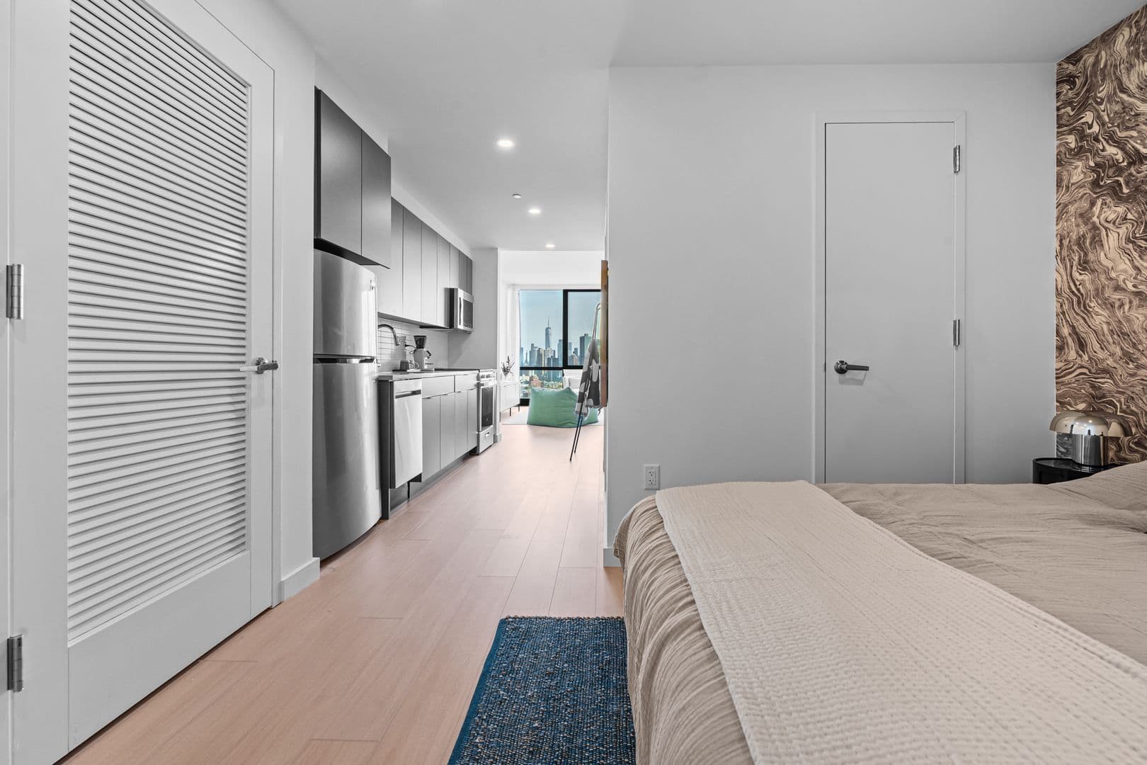Jersey City Apartment: 15 Central Ave