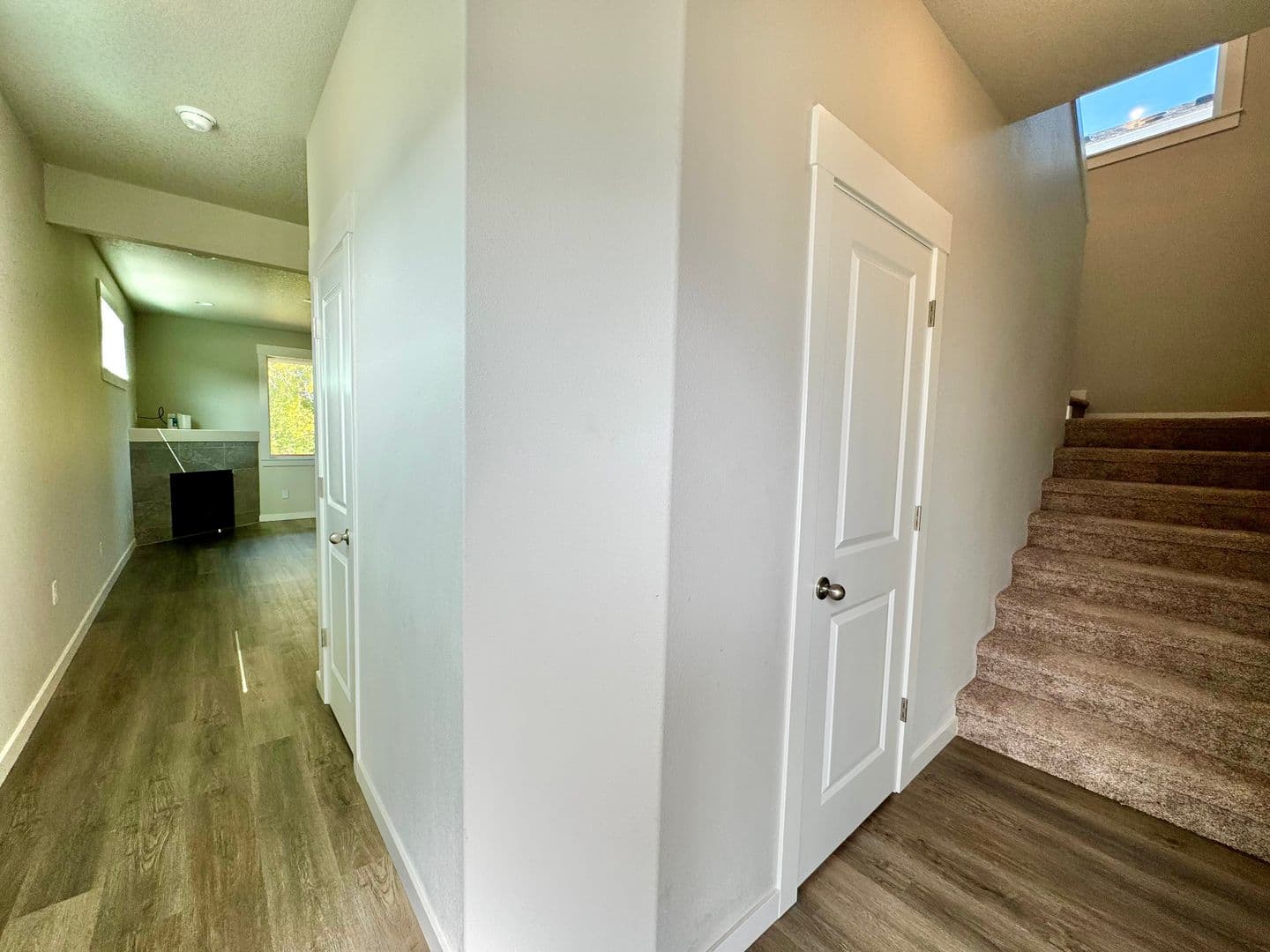 Ridgefield House: 7030 N MONTGOMERY WAY