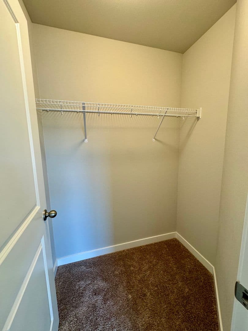 Ridgefield House: 7030 N MONTGOMERY WAY
