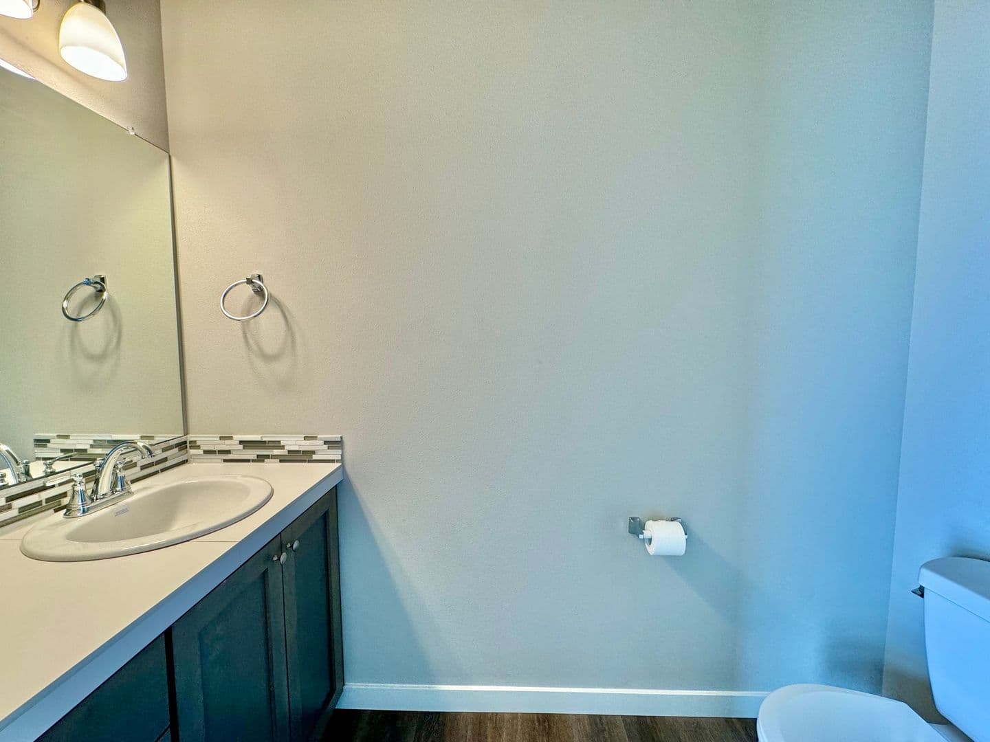 Ridgefield House: 7030 N MONTGOMERY WAY