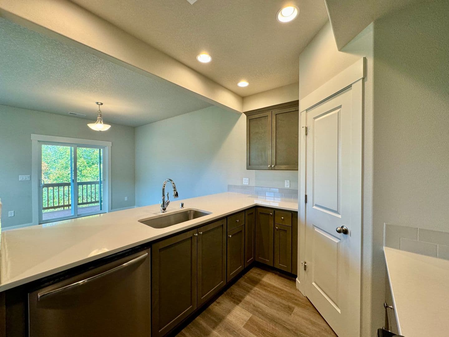 Ridgefield House: 7030 N MONTGOMERY WAY