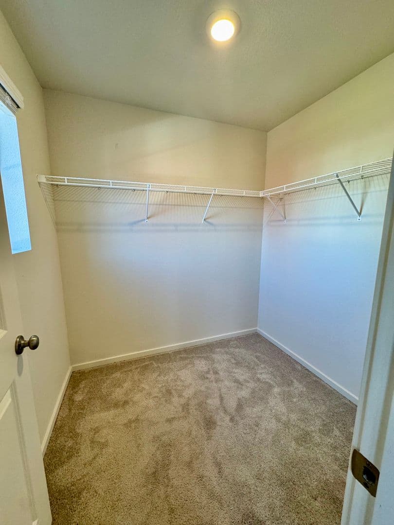 Vancouver Townhome: 619  NE 72nd St