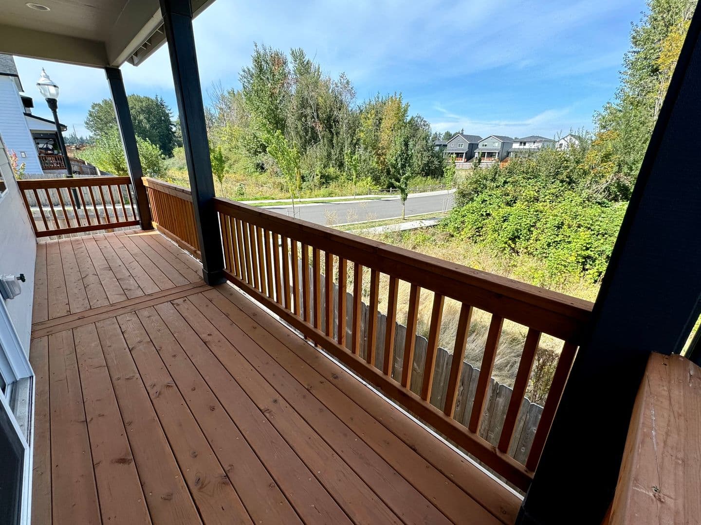 Ridgefield House: 7030 N MONTGOMERY WAY