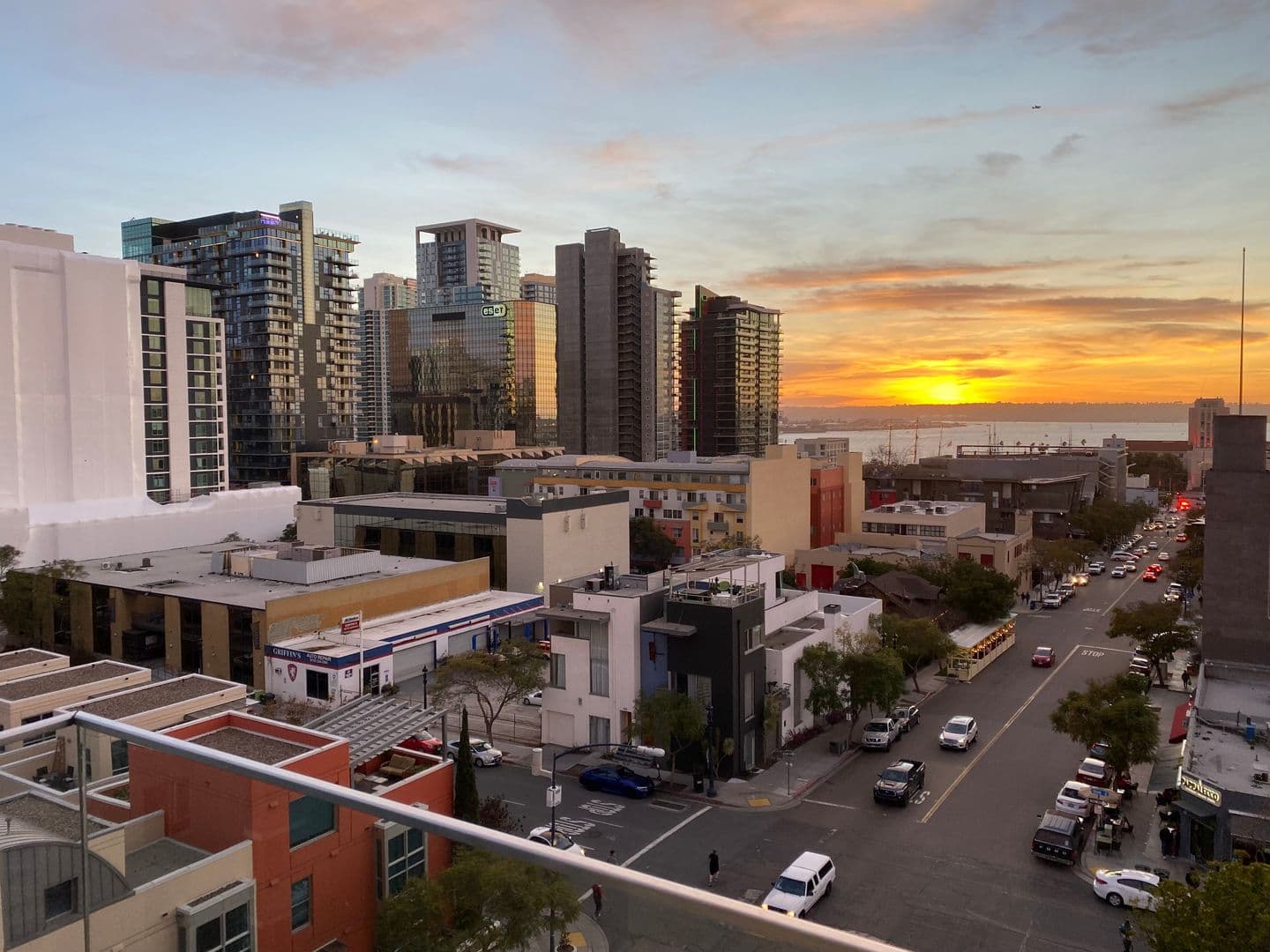 San Diego Apartment: 320 West Cedar St.