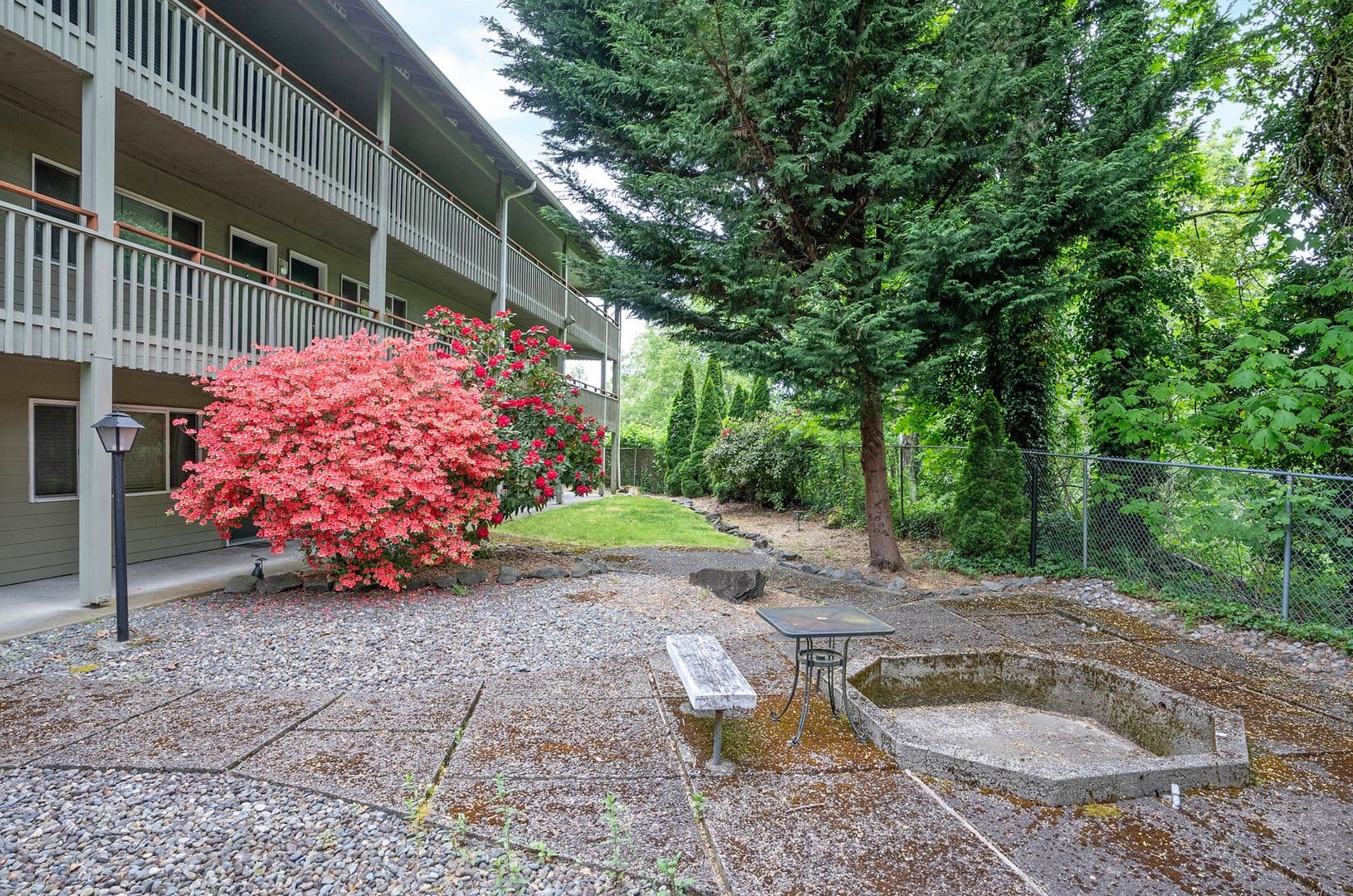 Olympia Apartment: 811 13th Ave SE