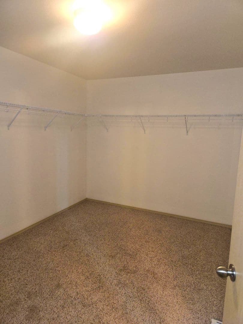 Puyallup House: 18420 95th Ave CT E