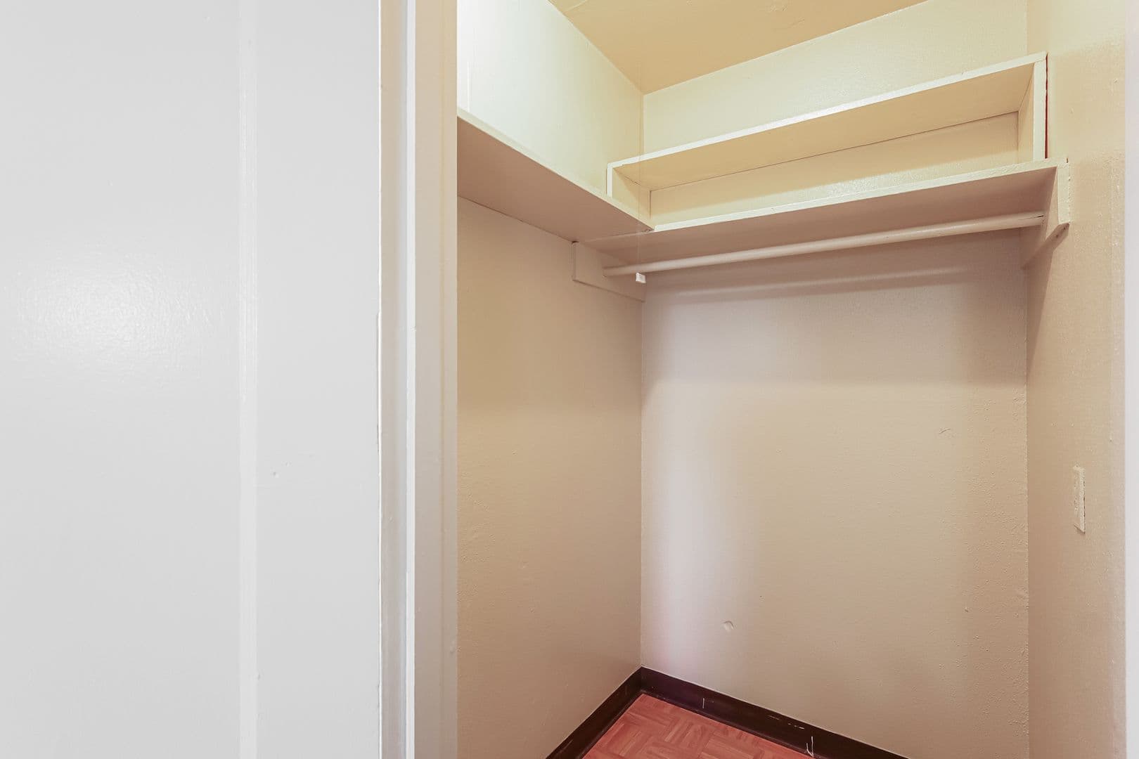 Tacoma Apartment: 1307 Garfield Street S