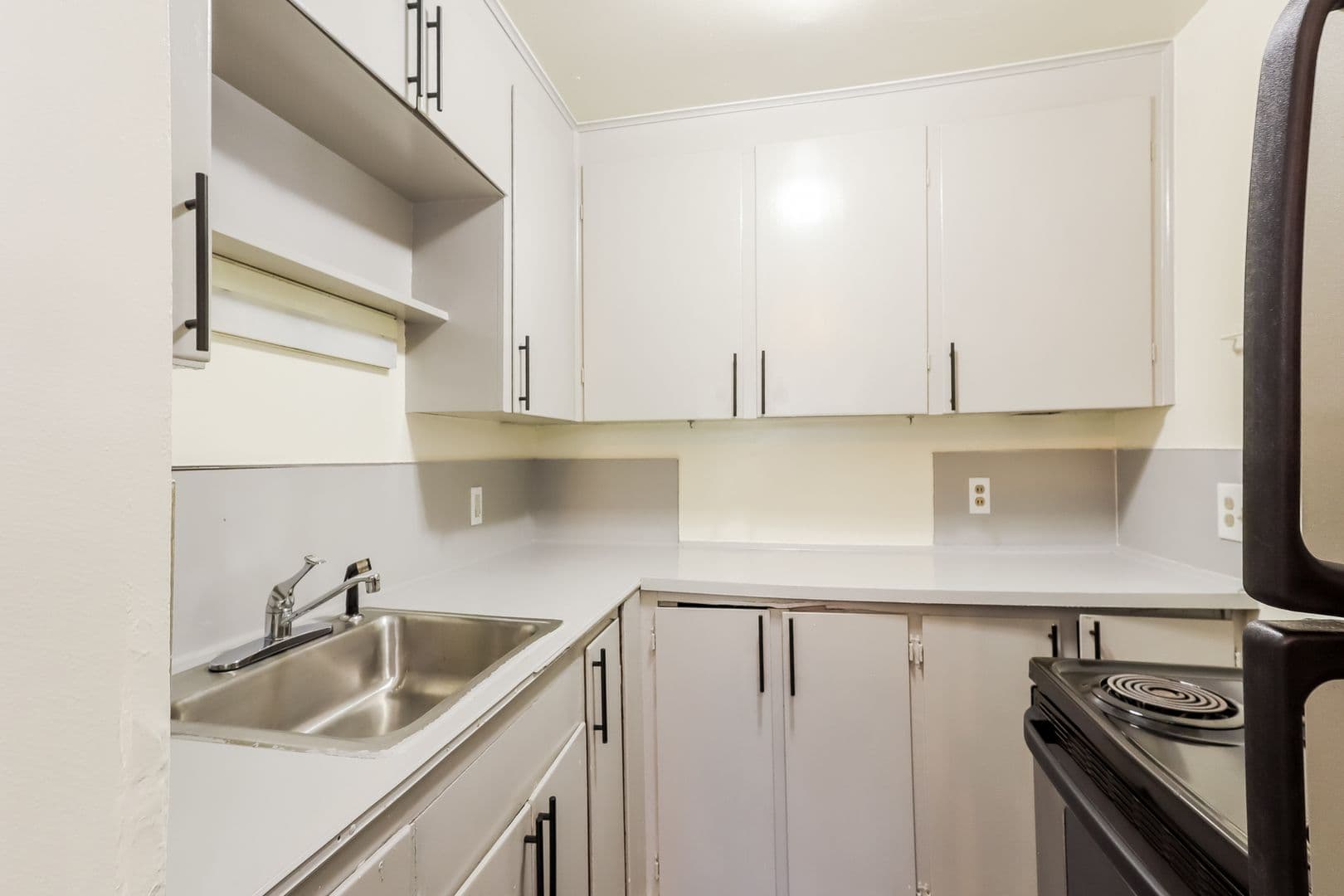 Tacoma Apartment: 1914–1918 106th Street S