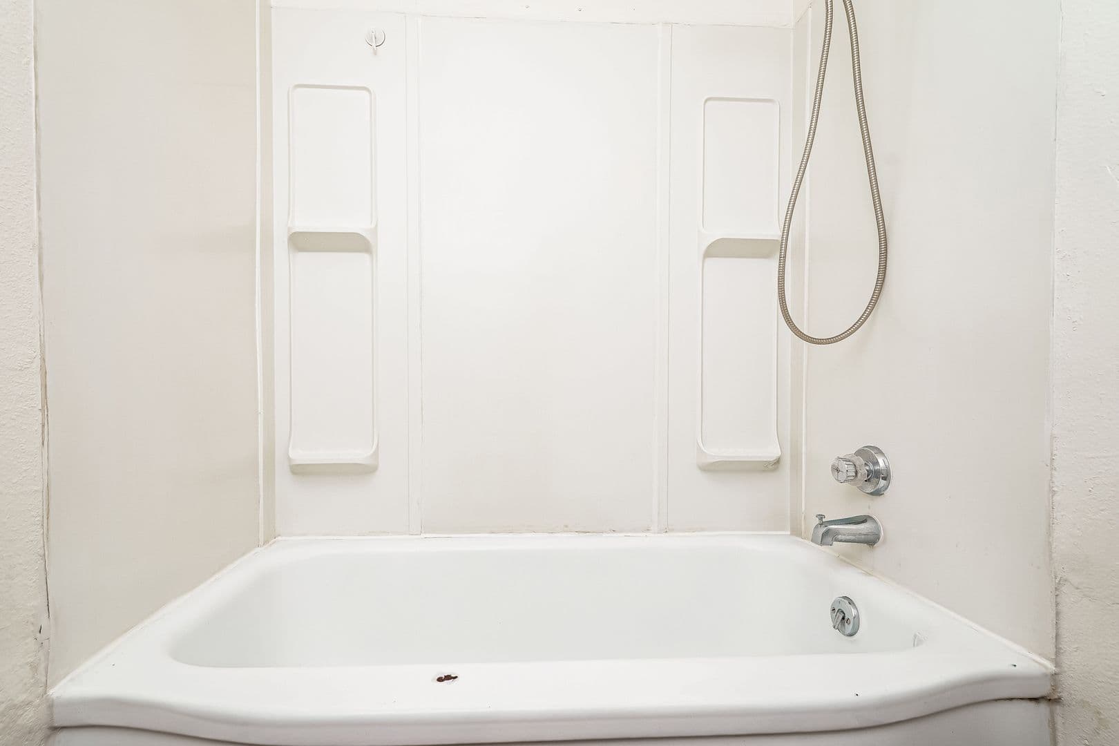 Tacoma Apartment: 1307 Garfield Street S