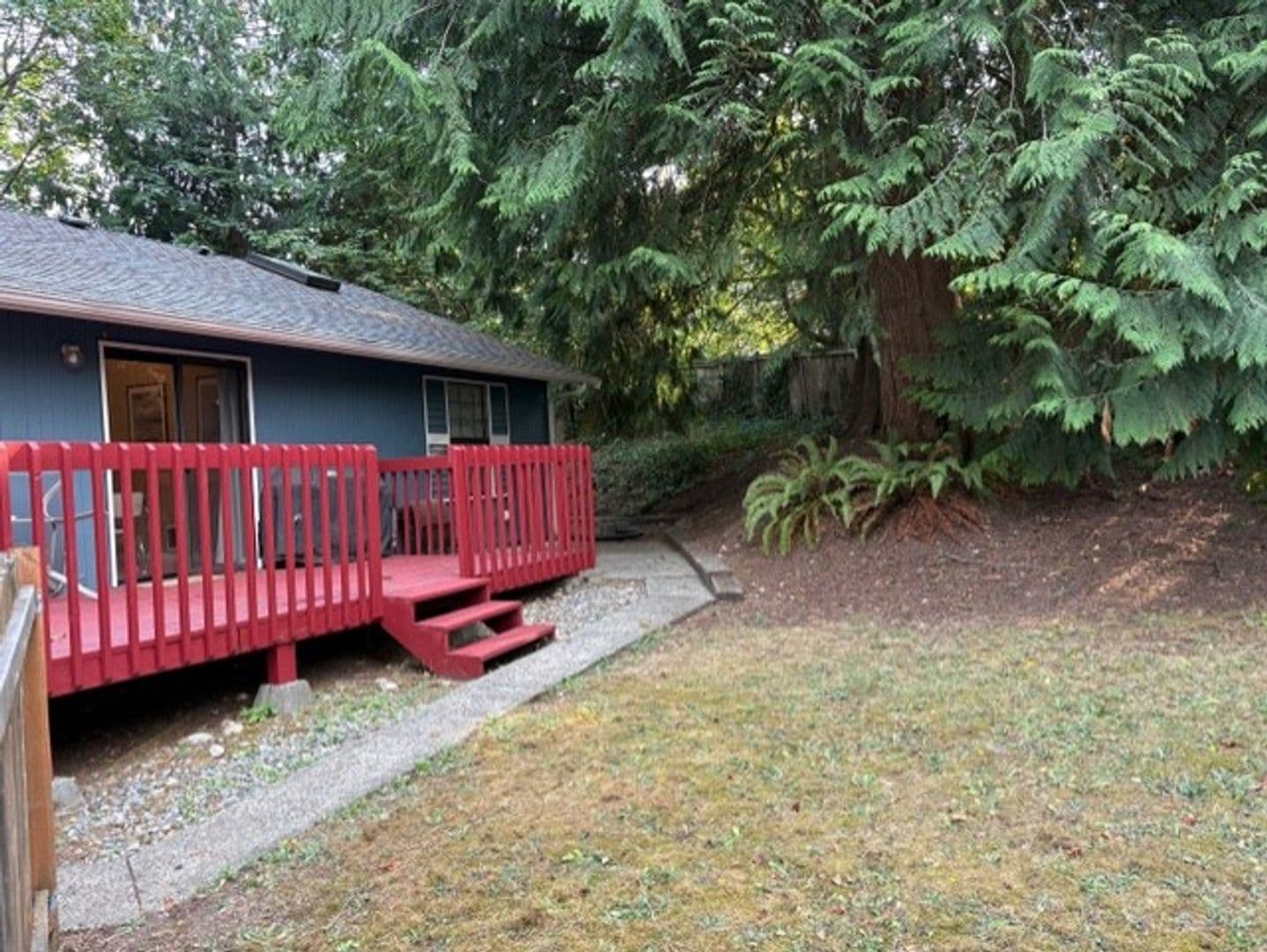 Tumwater House: 1255 Bay Loop SW