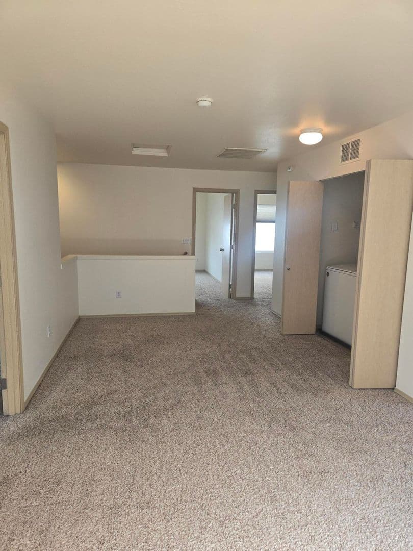 Puyallup House: 18420 95th Ave CT E