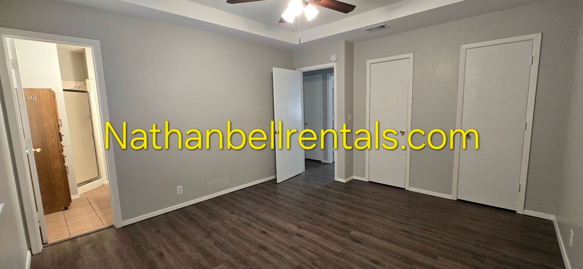 Paris House: 6650 Inwood Dr