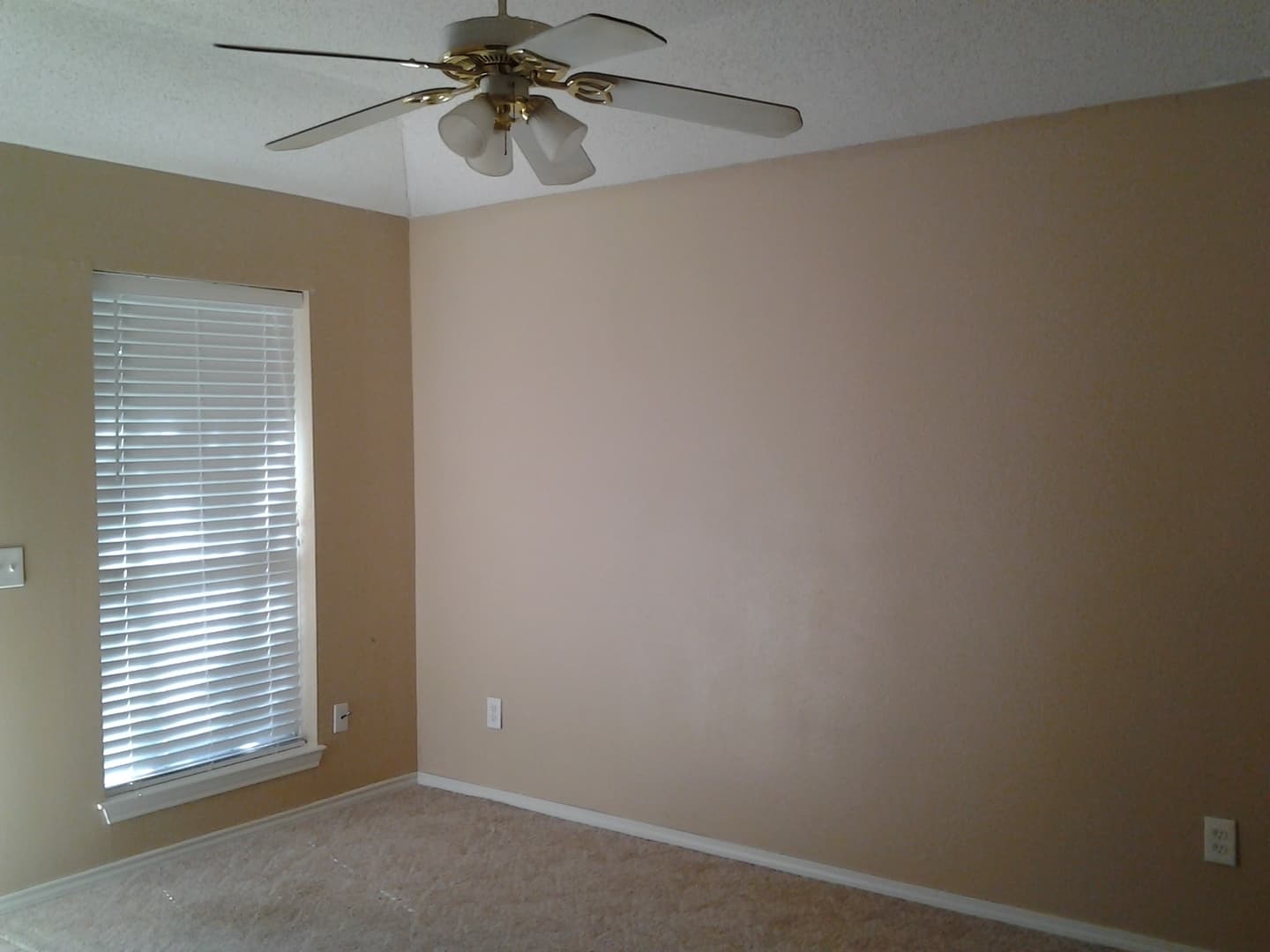 Reno House: 545 Kirkland Ln