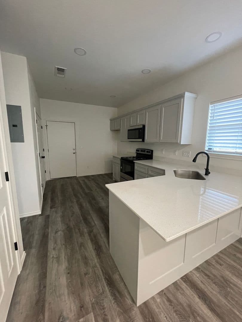 Reno Apartment: 265 & 267 Chisholm Trail