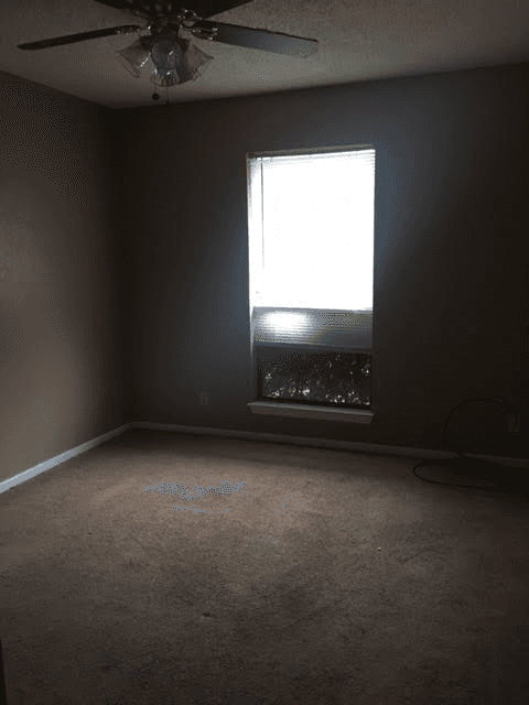 Paris Apartment: 2600-2608 Lamar Ave