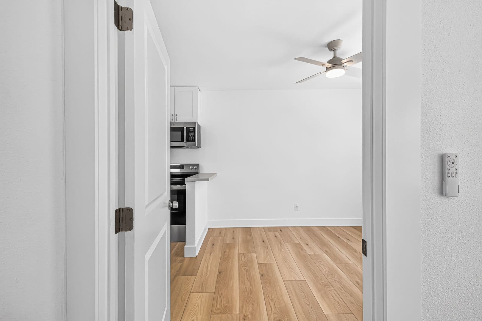 Long Beach Apartment: 525 Chestnut Avenue