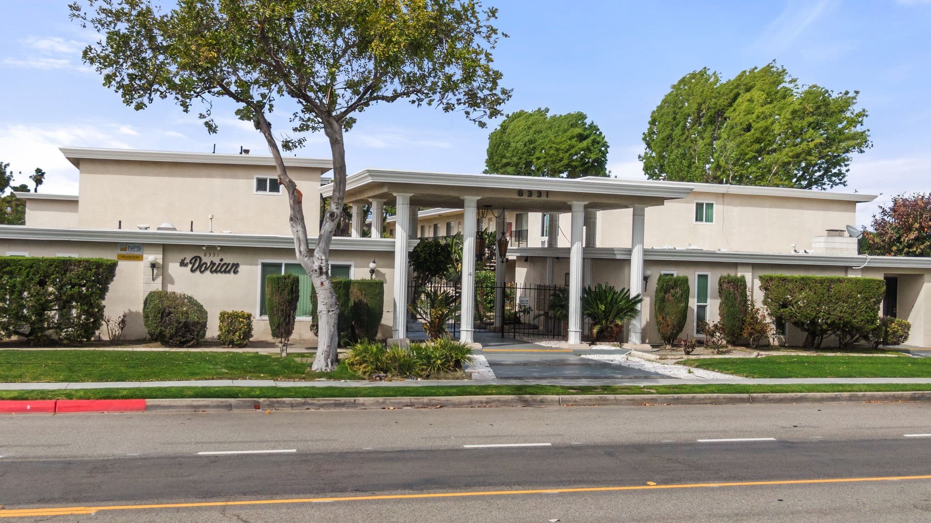 Garden Grove Apartment: 8331 Lampson Avenue