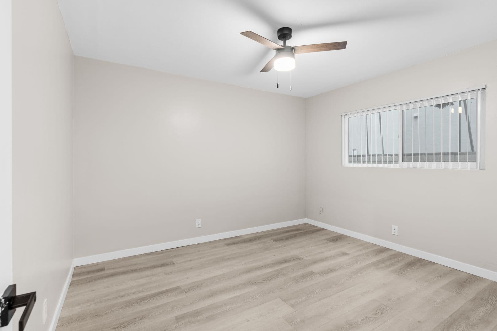 Anaheim Apartment: 9632 Ball Road