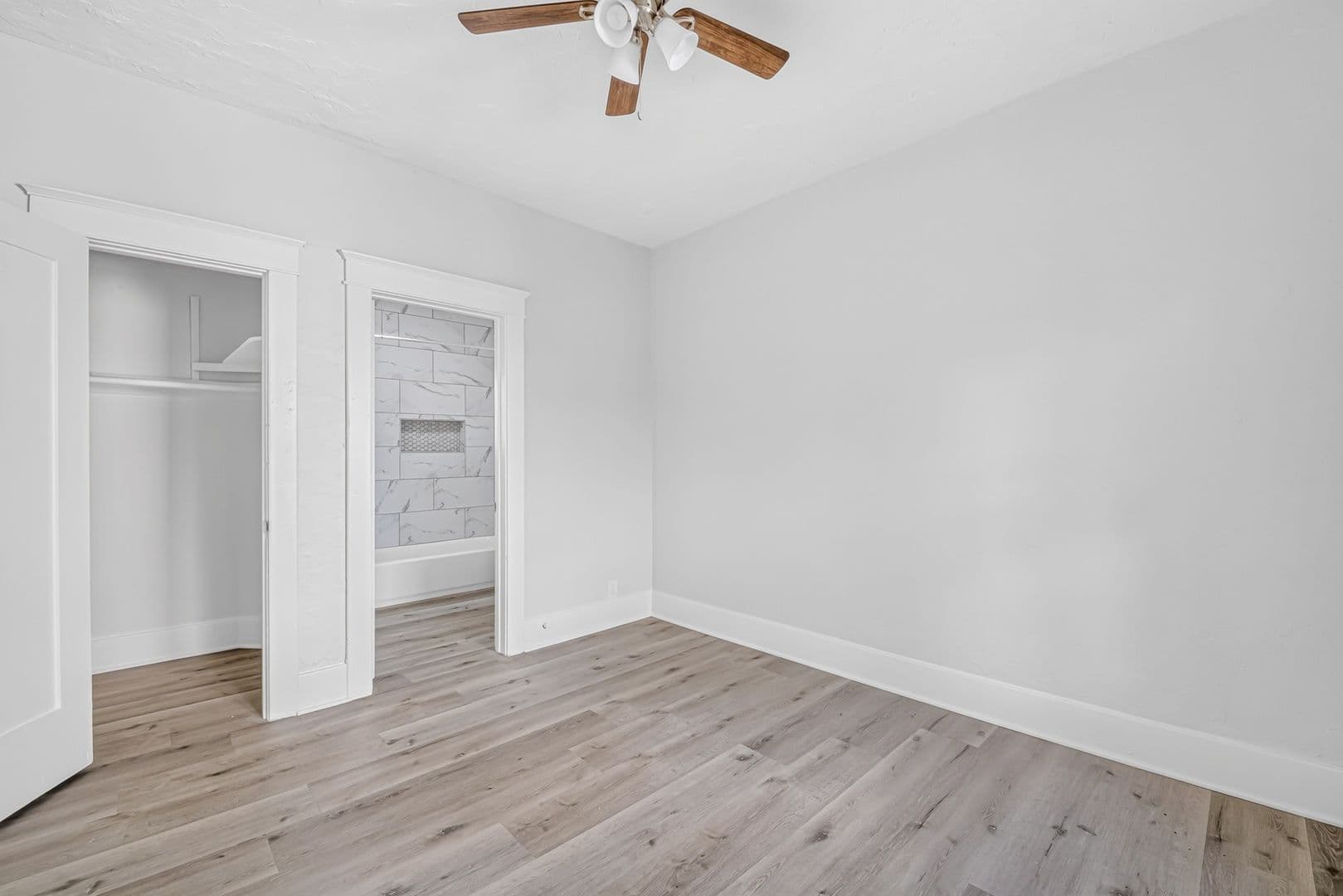 Long Beach Apartment: 1045 E 4th Street