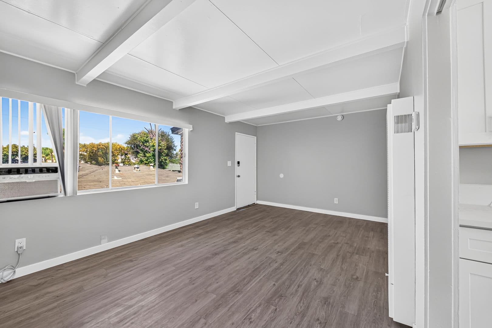 Escondido Apartment: 203 West 3rd Avenue