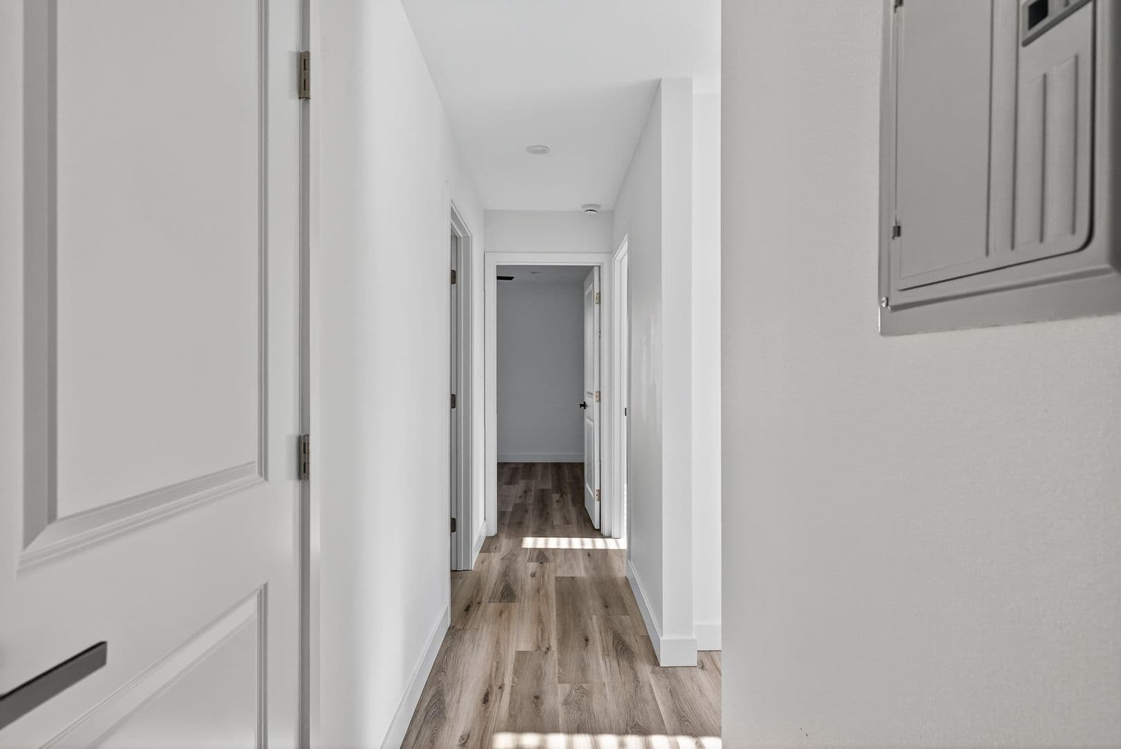 Fullerton Apartment: 113-201 South Lillie Avenue