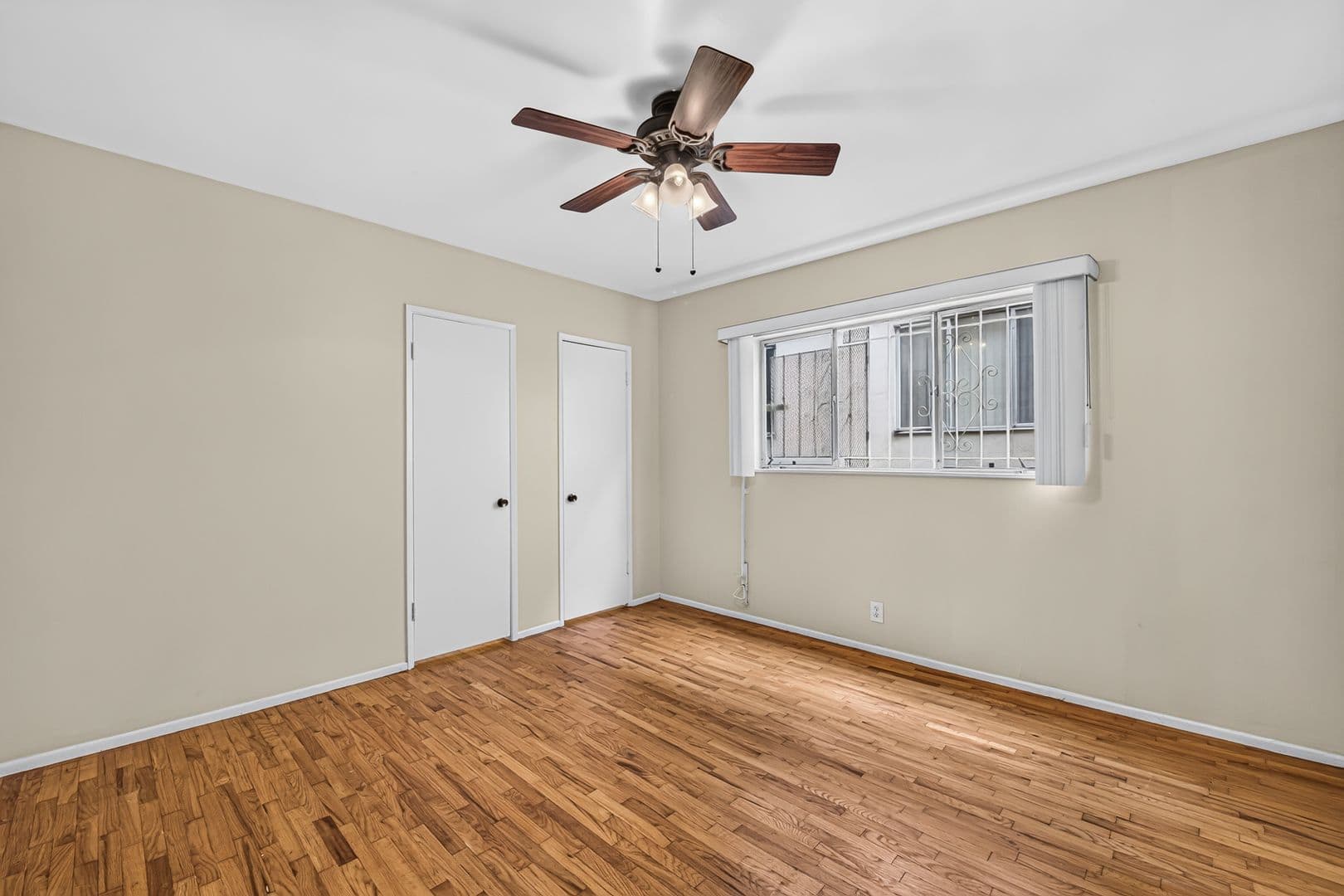 Los Angeles Apartment: 3888 Potomac Ave.