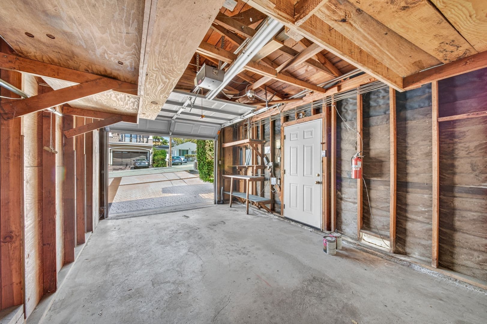 Redondo Beach Apartment: 1906 Voorhees Ave